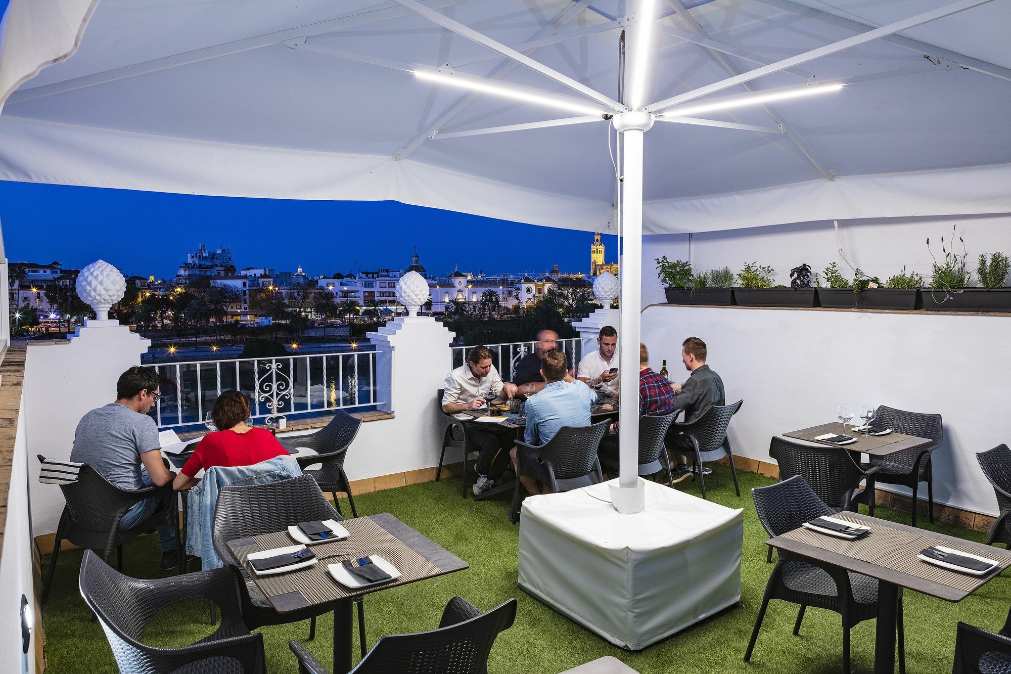 Betis 7 Luxury Boutique Apartments Sevilha Exterior foto